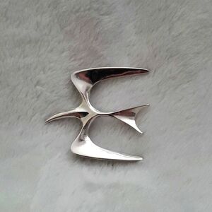 Vintage Sarah Coventry MCM Seagull Brooch